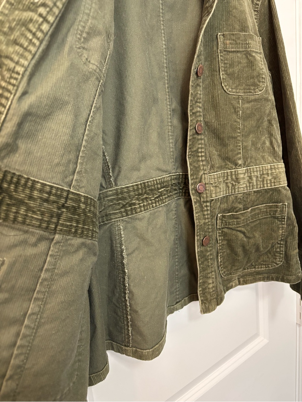 Jones New York Sport Olive Green Corduroy Jacket, Size L (w/ flaw) - Picture 6 of 10